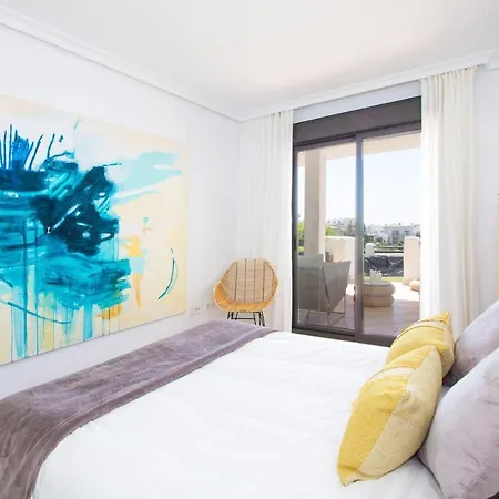 Beautiful With Seaview, Garden And Pool *