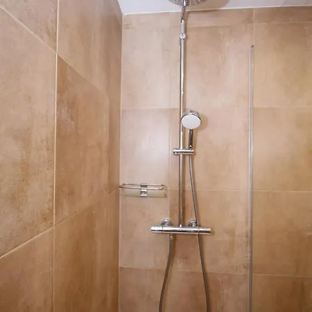Apartment Beautiful With Seaview, Garden And Pool Estepona