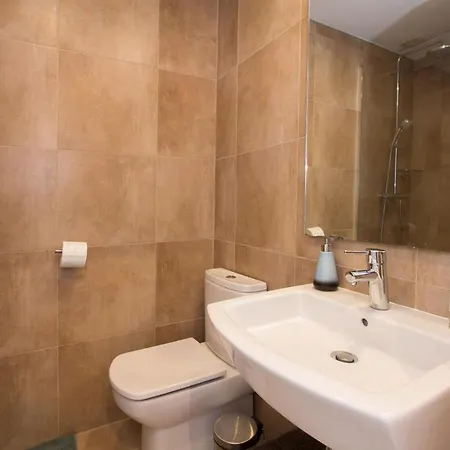 Beautiful With Seaview, Garden And Pool *
